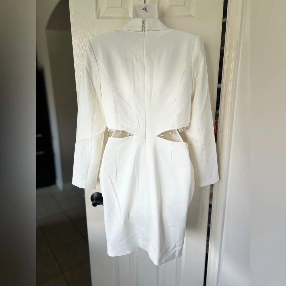 Lavish Alice Cut Out Detail Blazer Dress with Pearl Trim SZ 8 NWT - Picture 10 of 15